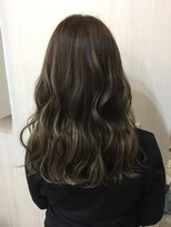 アールプラスヘアサロン(ar+ hair salon) 外国人風ハイライト