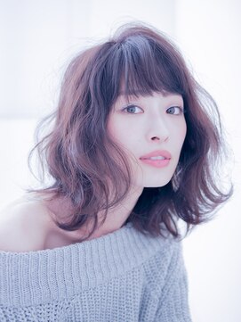 ヘアサロン アティリー(Hair Salon Attirer) 3Dカラー ジグザグバング ミニマムボブ【Attirer 飯田裕之】