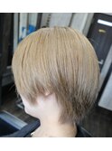 ハイトーンベージュ