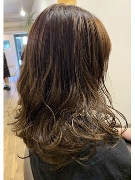 リコモ(Likkle More) オリーブグレージュ担当中嶋【十条美容室LikkleMore】