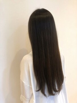 リベラ(LIBERA) ≪Libera表参道≫Aujua×モノトーンアッシュさらさらストレート