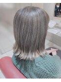 白髪ぼかしオリーブ系カラー