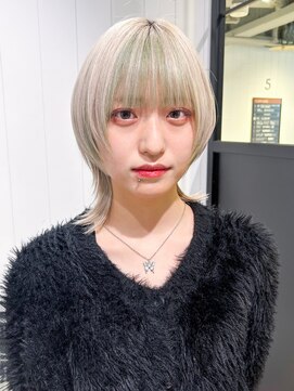 アルバム 池袋(ALBUM) インナーウルフ_斜めバンググレージュカラー_99425