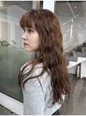 ロングパーマ×あったかブラウンヘア