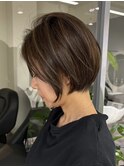 くびれショートボブグレイカラー白髪染め白髪ぼかしハイライト