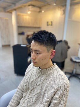 ソイクフ 四条大宮店(SOY-KUFU) 20代30代40代ブルーブラック爽やかスパイキーショート