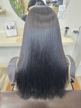 ヘアメイク エイムズ シュアーニューエイジ(HAIR&MAKE aim.s SUR UN NUAGE) ロングストレート