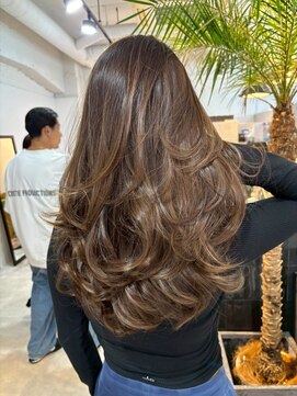 メリー オオサカ(Merly Osaka) バタフライレイヤーカット