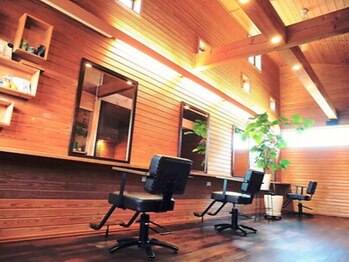 キキ(KiKi)の写真/【女性スタイリストのみ◎】少人数のプライベートサロンで、ゆったりとしたリラックスタイムを♪