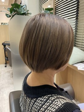 ウイ バイ ファースト 北四番丁店(u'i by first) シンプルなボブスタイル