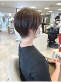40代、50代、60代/トップのボリューム/後頭部の丸み/ショート