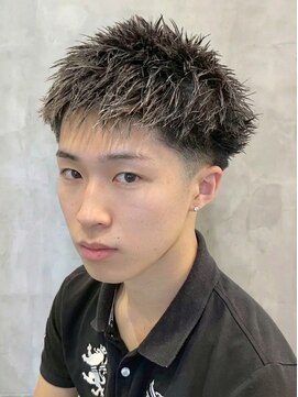 ジールサロン 学園の森店(ZEALSALON) テーパーフェード×スパイキーショート10代/20代