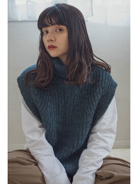 シア(sia) ゆるウェーブ/ロングヘア/ナチュラルブラウン