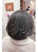 ミディアムショートボブ
