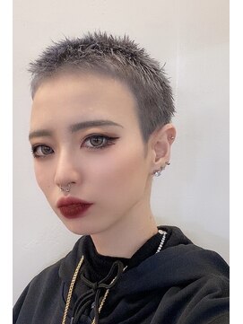 スマイロンナイロン ヘアー(smile on nylon hair) やんちゃクールショート