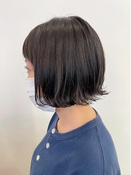 コワファースト 大分(COIFF1RST) シンプルなミニボブ