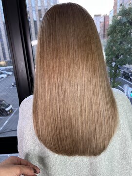 テテ(TETE) ブラウンカラー 心斎橋×長堀橋