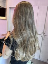 ウィクシーミミ 栄矢場町店(wixy mimi)&nbsp;夏に映えるハイライトカラー♪