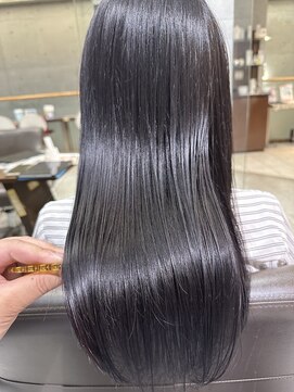 ヘアールーム プリズム(Hair room Prism) アッシュグレイ