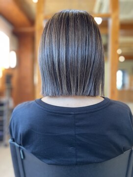 コモレビ(komorebi) 【嶋崎翔】切りっぱなしボブ