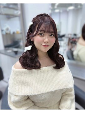 ベレーザシェルト(Beleza scelto) 12663黒髪グレーアッシュ韓国風巻き姫カットレイヤーワンカール