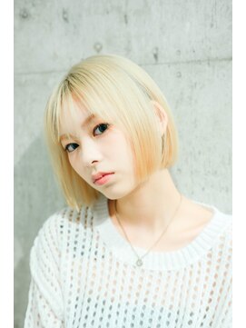 ソルア 上本町(solua) ハニーブロンドボブ