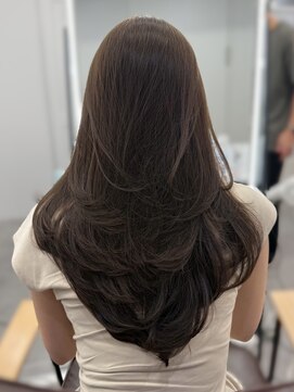 プラチナ(PLATINA) レイヤーセミロングベージュカラー