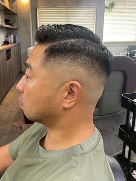 アポロ 横浜駅店(apollo) MEN’S HAIR/サーフカール/刈り上げセンターパート/ブリーチ