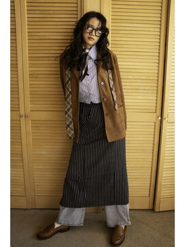 パレス(PAALS) ヨーロッパの女性像