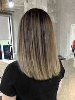 ラック(LUCK)&nbsp;バレイヤージュ/船橋/くすみベージュ/ハイライト/似合わせカット