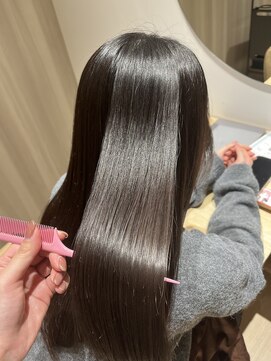 ルーラ バイ エルベ(Lura by elve) 広がり卒業、艶ロングへ♪