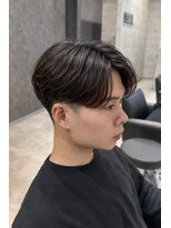 アンダーバーホワイト 鳳店(_WHITE)&nbsp;ナチュラル毛流れセンターパート