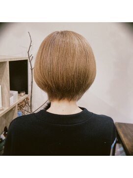 フラックス(FLAX) シアーベージュショート