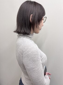 イリ(Ili) 透明感ブラウン