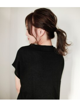 フラワード(flowered) 早朝8:30からできます♪ローポニーテール