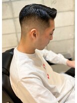 フランクスバーバー アンド ビアークラブ(FRANK'S BARBER and BEER CLUB)&nbsp;ワイルドアップバングかき上げショートレイヤーフェード