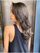 トルネード(TORNADO)&nbsp;ビターグレージュハイライトバレイヤージュ