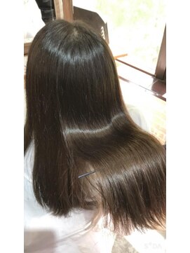 メルティエ(Mertie) ツヤ髪アッシュベージュ【髪質改善　錦糸町】