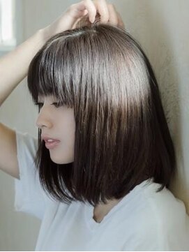 オレロ 国立(olelo) 大人ガーリー/似合わせカット/リバースセンターパート/国立