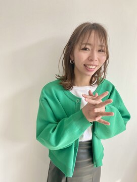 オドル(odol) ニュアンス感がオシャレな外ハネレイヤー