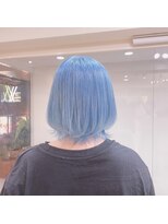 メロウ 神戸三宮(mellow) アクアブルー×ウルフボブ