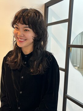 シーカ ニカイ(siika NIKAI) ウルフウェーブパーマ