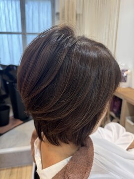 ピリナ(Pilina) 大人ナチュラルショートボブ 【Pilina 上大岡】