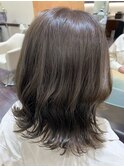 アッシュベージュ&外ハネボブ