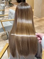 ザックジングウ 表参道(ZACC JINGU)&nbsp;グレーベージュ/レイヤーロング/髪質改善/くびレイヤー