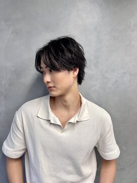 アイユー(ii+U) 直毛すぎる人にすすめたいセンターパートパーマ