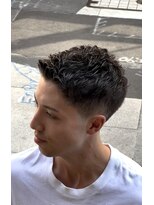 ドルクスザタイガーリヨウシツ(Dorcus the tiger)&nbsp;メンズショート　アップバング　フェード