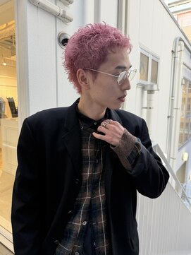 PARKiiiNG 心斎橋　ブリーチ/ダブルカラー/パーマ/メンズ【パーキング】 刈り上げセンターパート