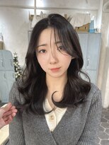 エレン 新百合ヶ丘店(ELEN) 顔まわりに動きのでるレイヤーカット