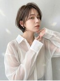 大人可愛い30代40代50代小顔マッシュショート丸みくびれ